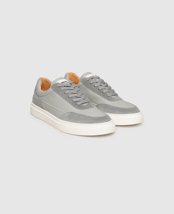 Travis US Herren Sneaker Grey